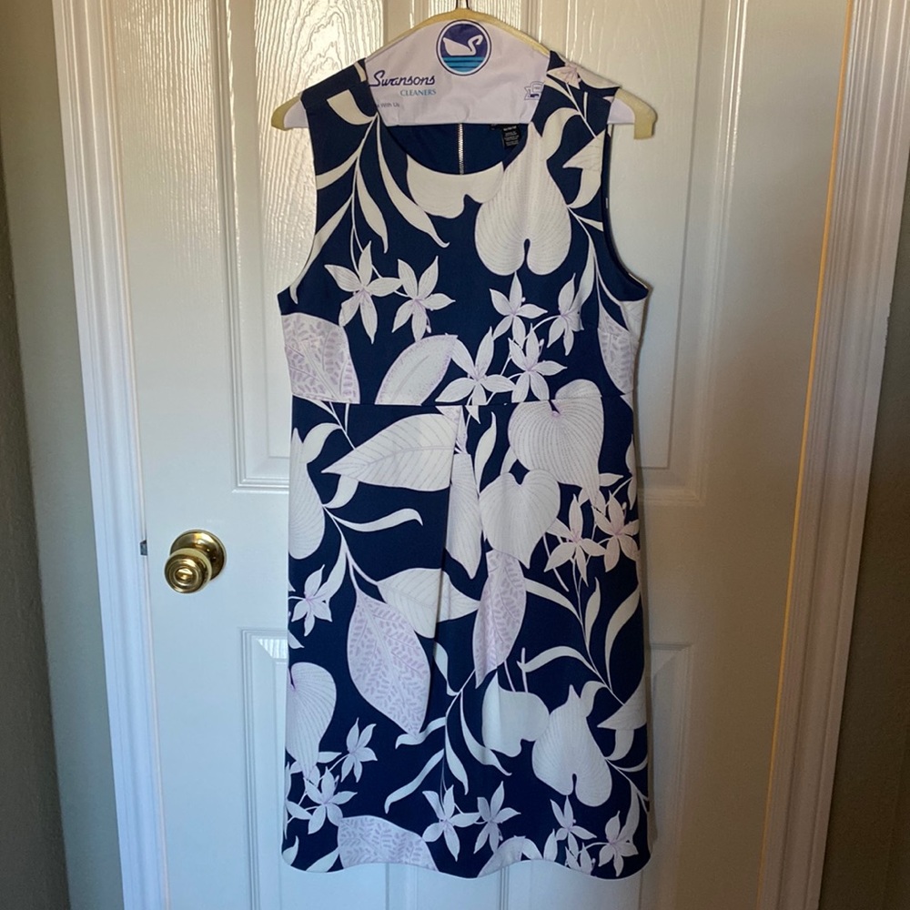 Pea in a Pod Maternity dress